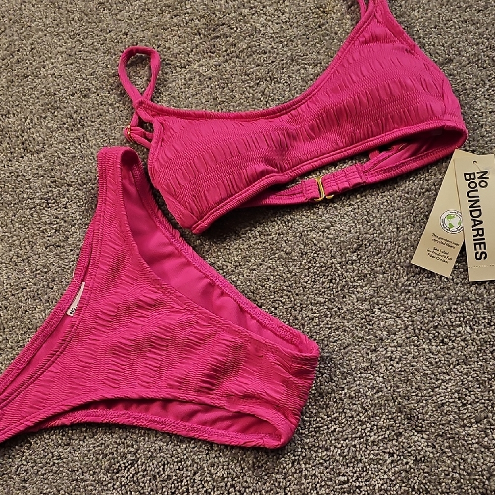 H5🔹️ Hot Pink Bikini Set